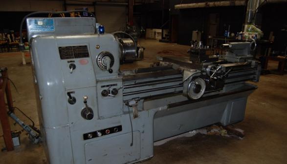 Okuma manual lathe for sale