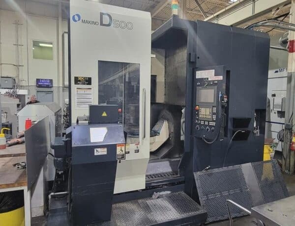 Makino D500 (2-Pallet) 5-Axis CNC Vertical Machining Center