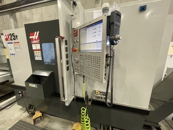 HAAS ST25Y with APL