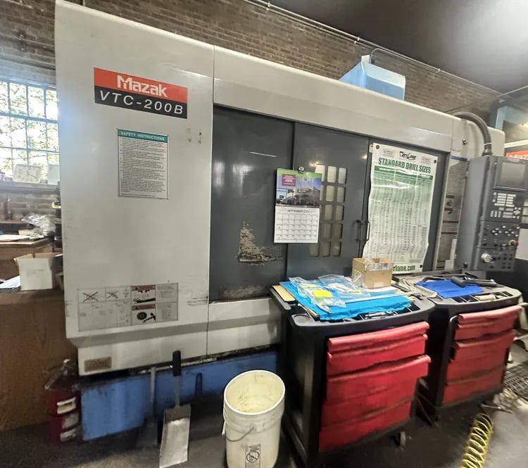 Mazak VTC200B CNC Mill