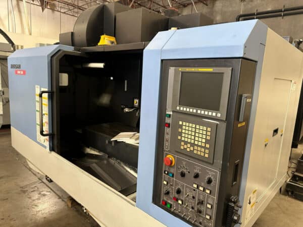 Doosan Dnm-500 Cnc Mill