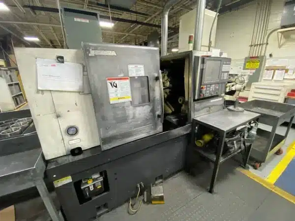 Okuma Genos L400  Cnc Universal Turning Center