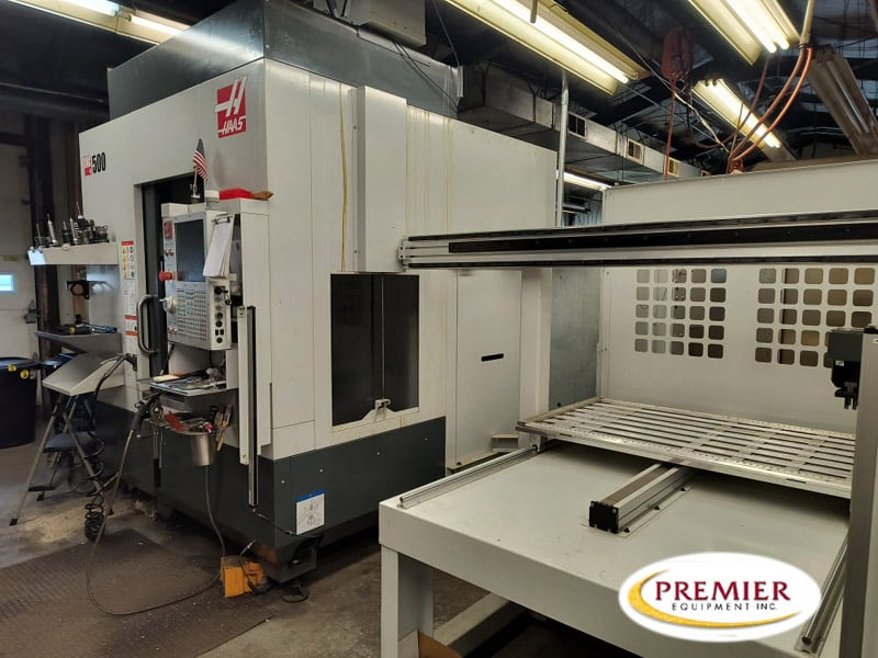 Haas UMC500 with Auto Parts Loader 5-Axis CNC Vertical Machining Center