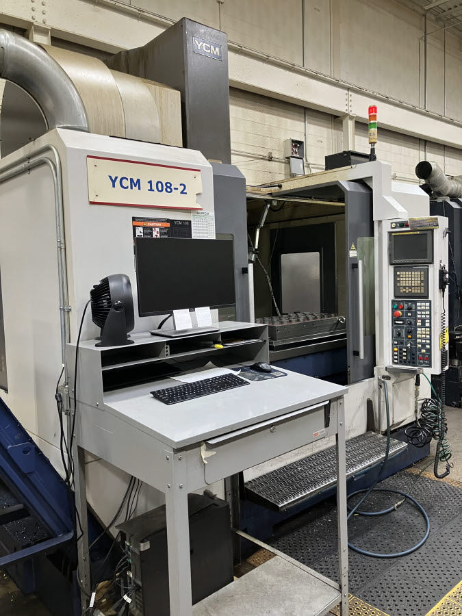 Ycm Wv108B Cnc Mill