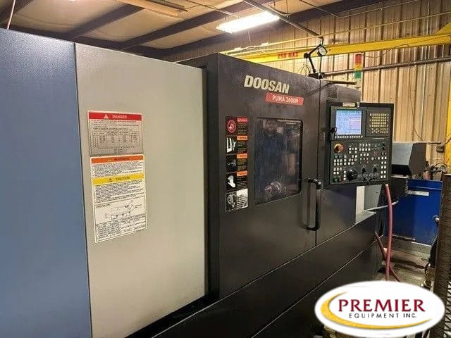 Doosan Puma 2600M CNC Turning Center with Milling