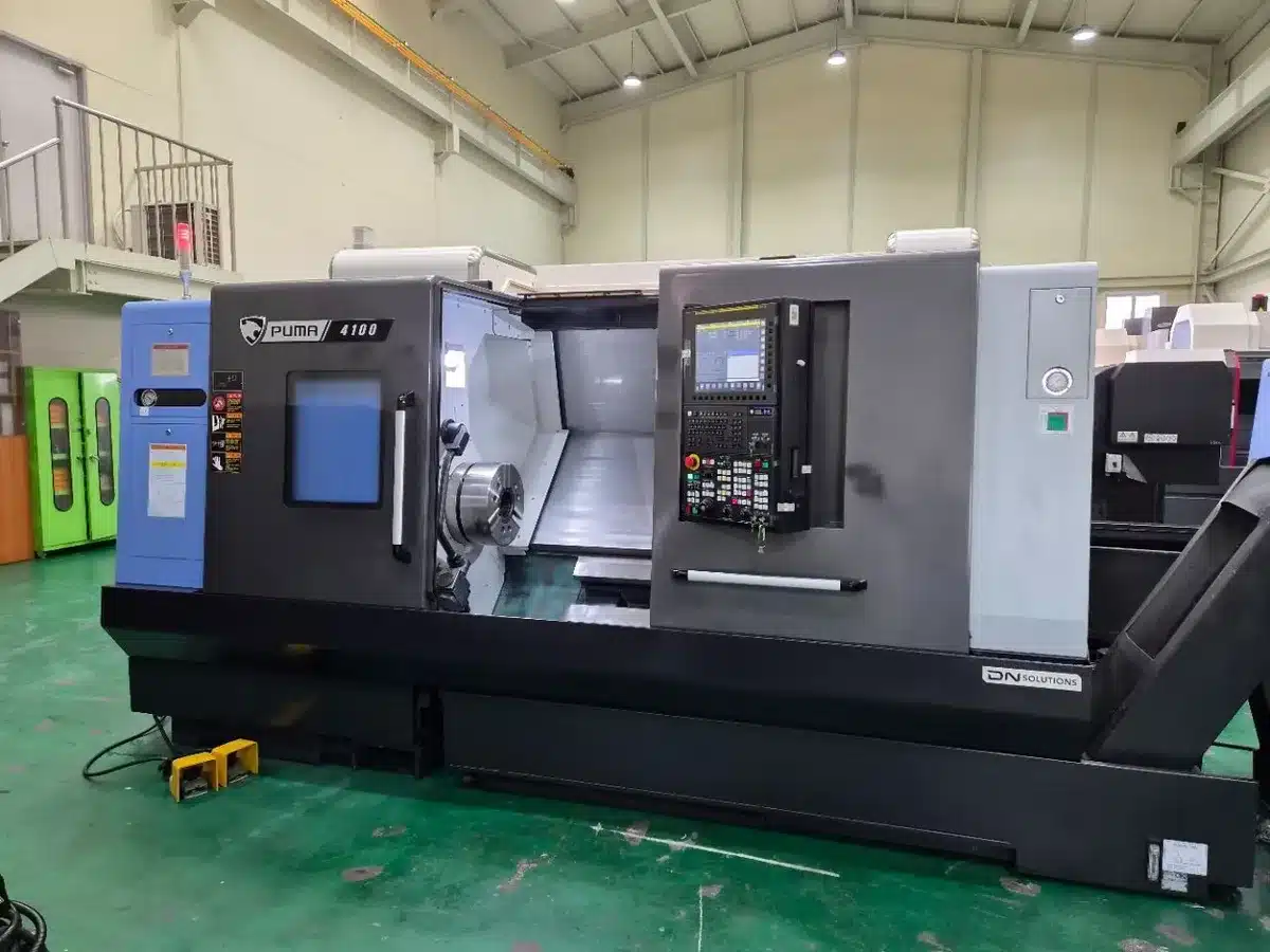 Dn Solutions Puma 4100B Cnc Turning Center